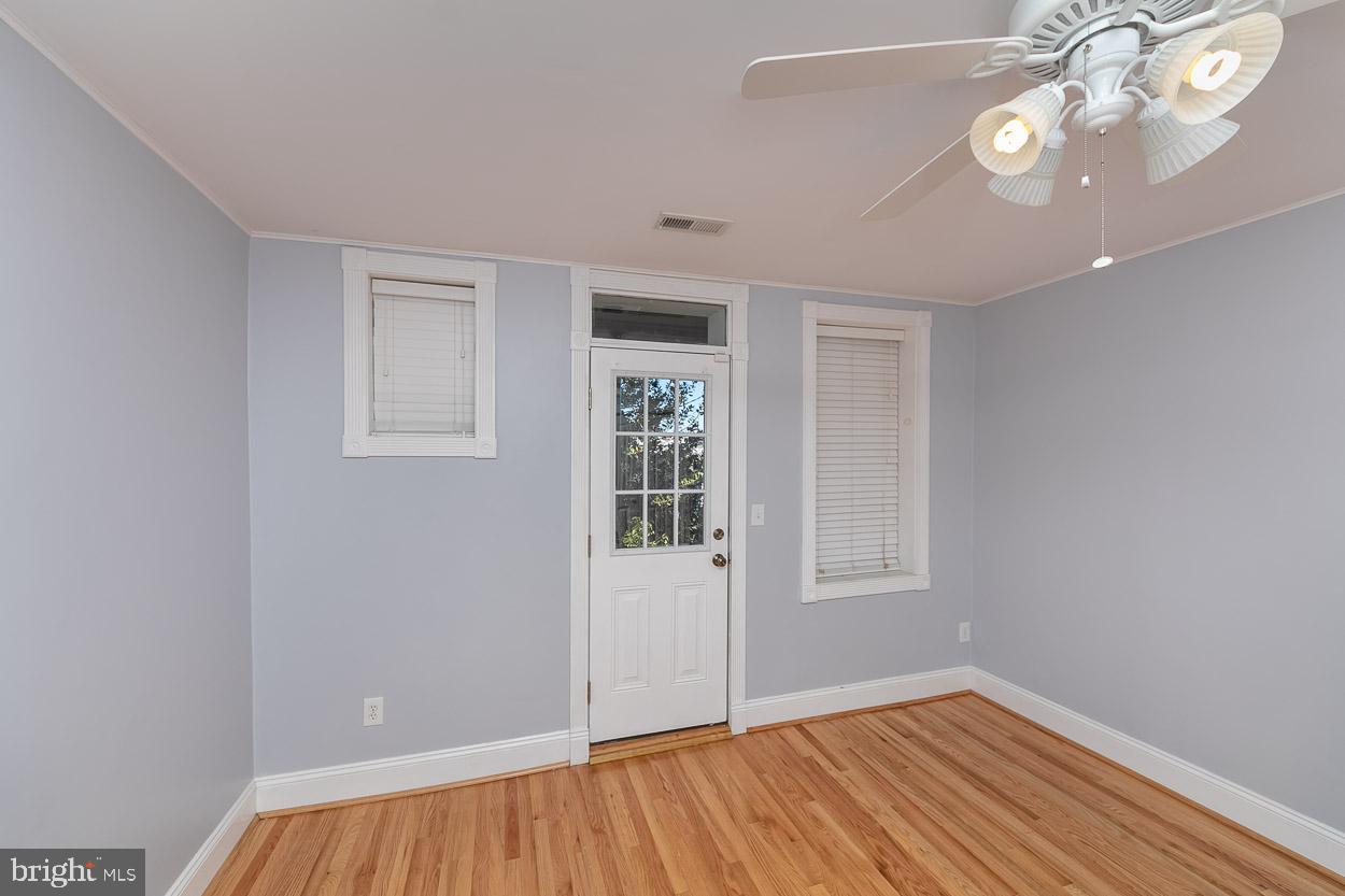 126 Rochester Place Baltimore, MD 21224 - Photo 15 of 33 Bedroom!