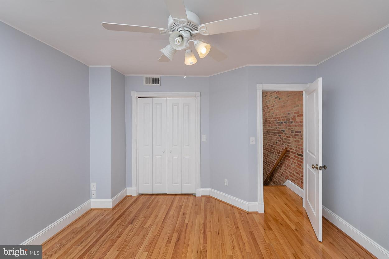 126 Rochester Place Baltimore, MD 21224 - Photo 19 of 33 Bedroom!