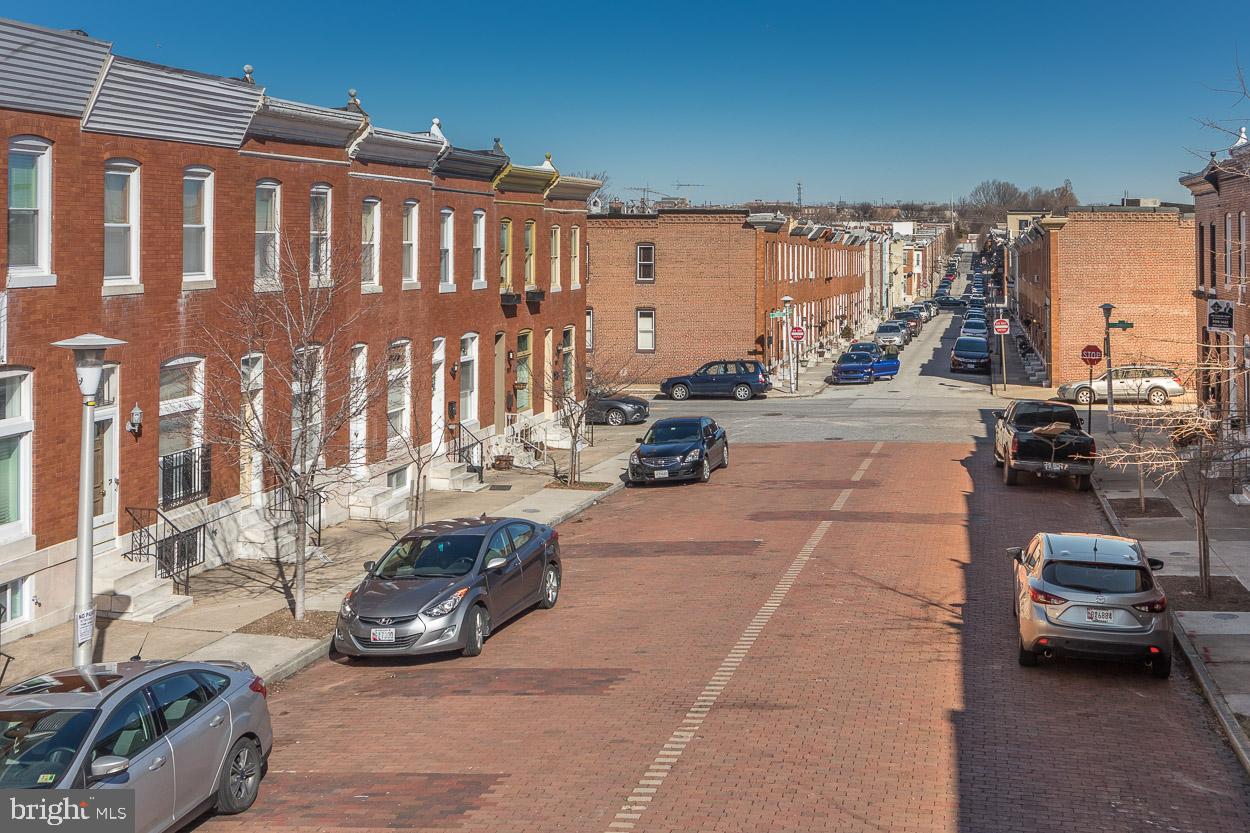 126 Rochester Place Baltimore, MD 21224 - Photo 24 of 33 Beautiful Brick Street!