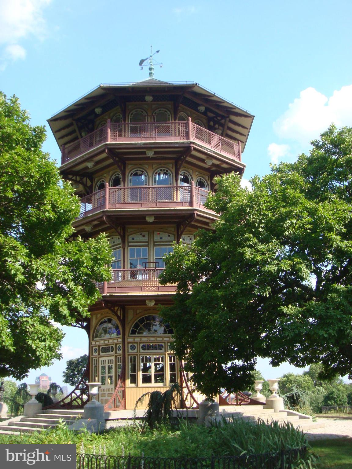 126 Rochester Place Baltimore, MD 21224 - Photo 29 of 33 Pagoda at Patterson Park!