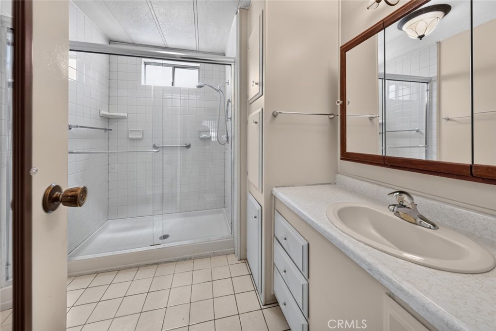 6480 Katherine Road, Unit 87 Simi Valley, CA 93063 - Photo 28 of 36 Gallery Image 28