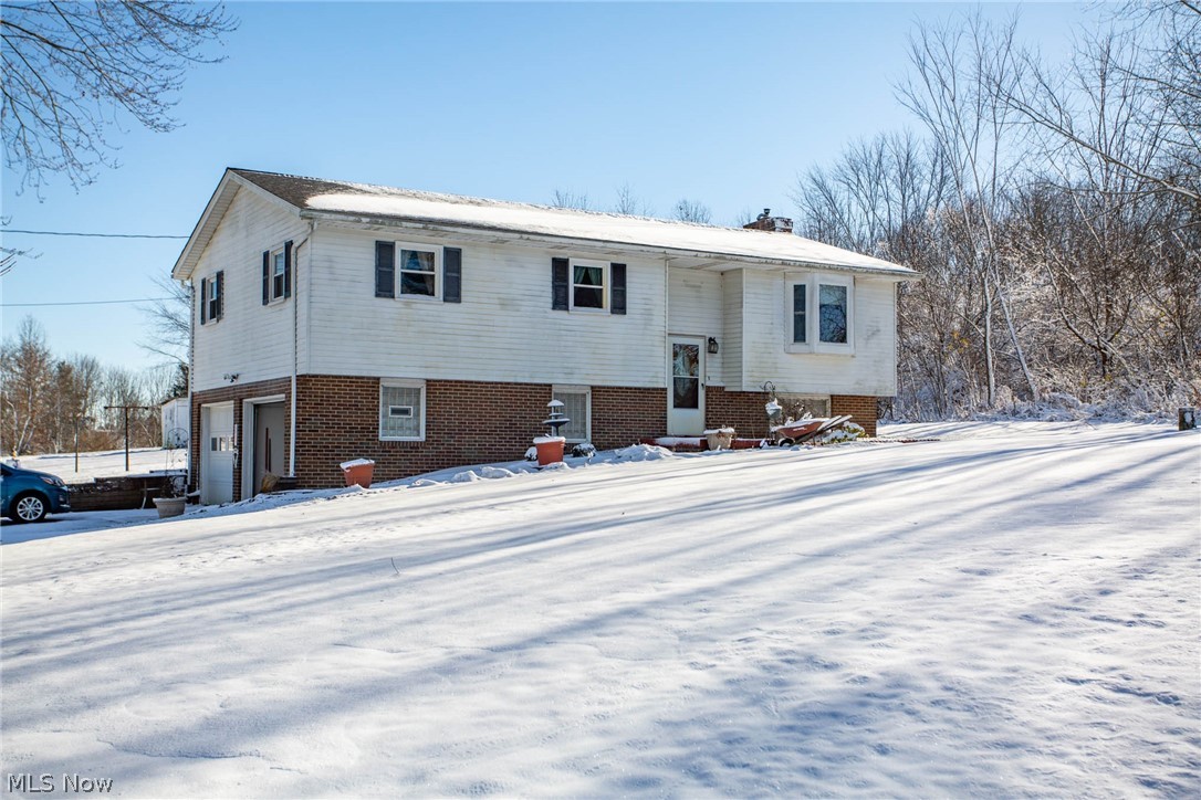 10035 Cemetery Road Burbank, OH 44214 - Photo 1 of 25 Gallery Image 1