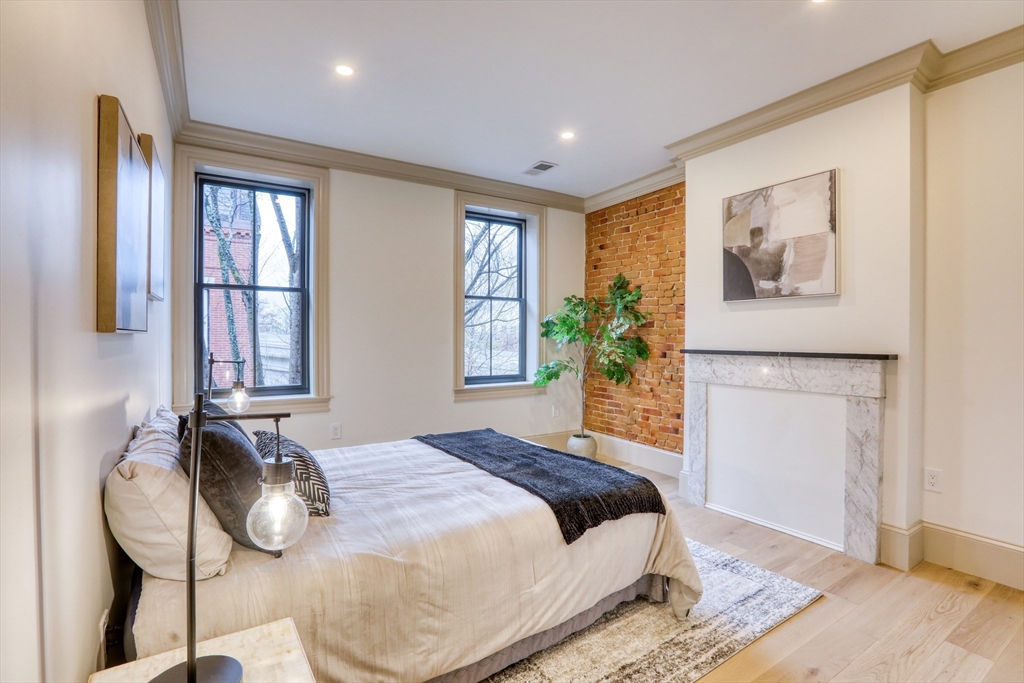 16 Chestnut Street Boston, MA 02129 - Photo 23 of 39 Gallery Image 23