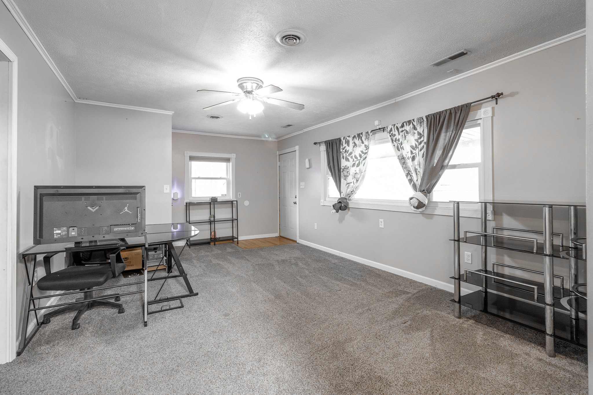 2103 Pennsylvania Street Columbus, IN 47201 - Photo 12 of 31