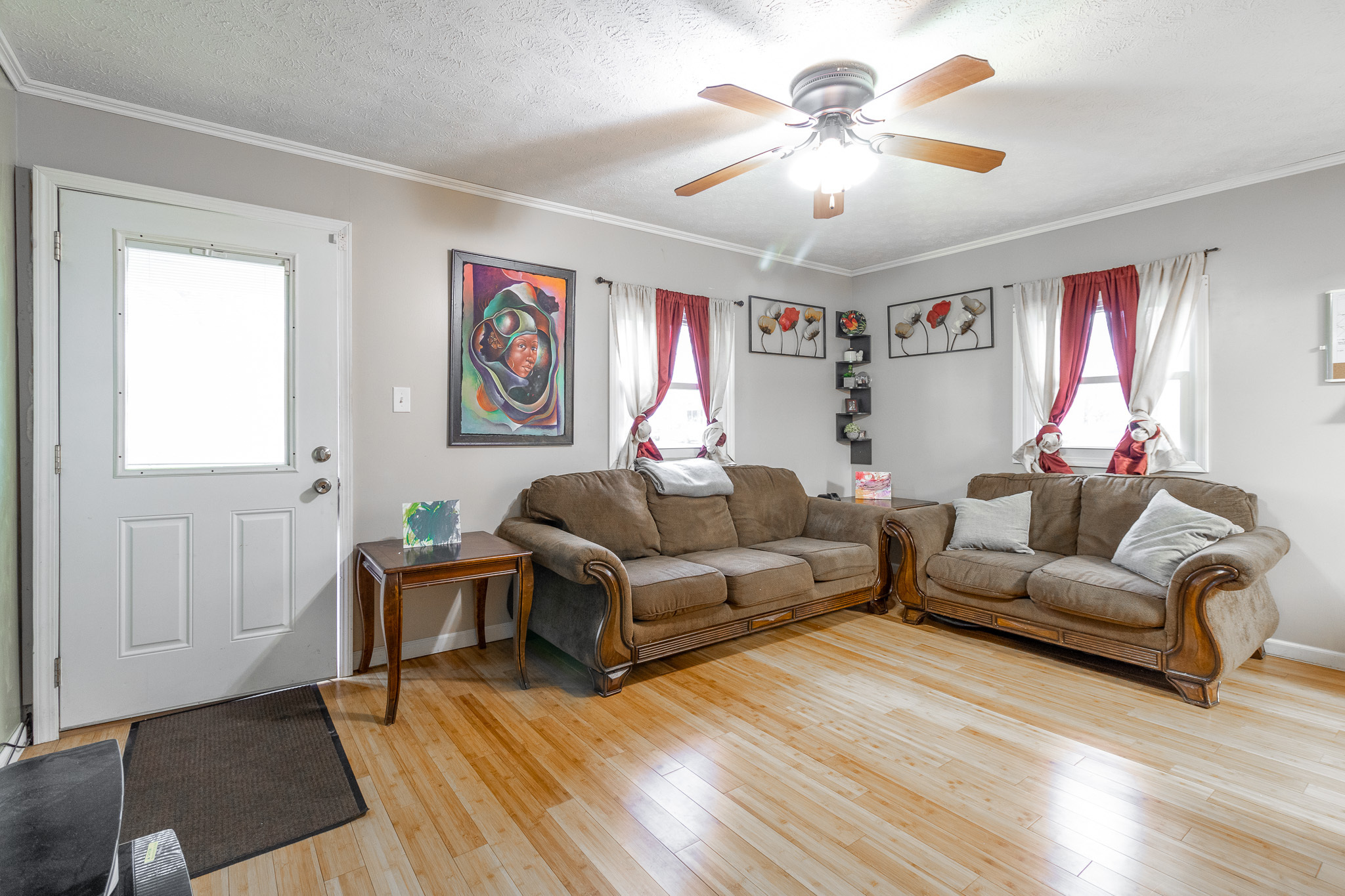 2103 Pennsylvania Street Columbus, IN 47201 - Photo 6 of 31