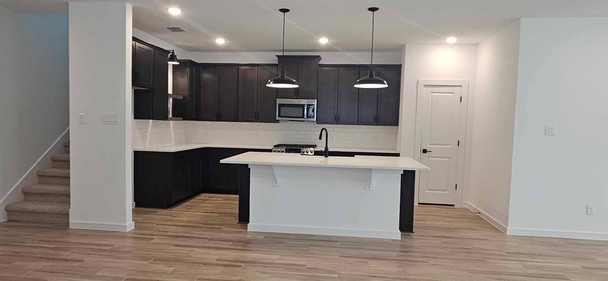 8423 Bay Ridge Drive Baytown, TX 77523 - Photo 10 of 34