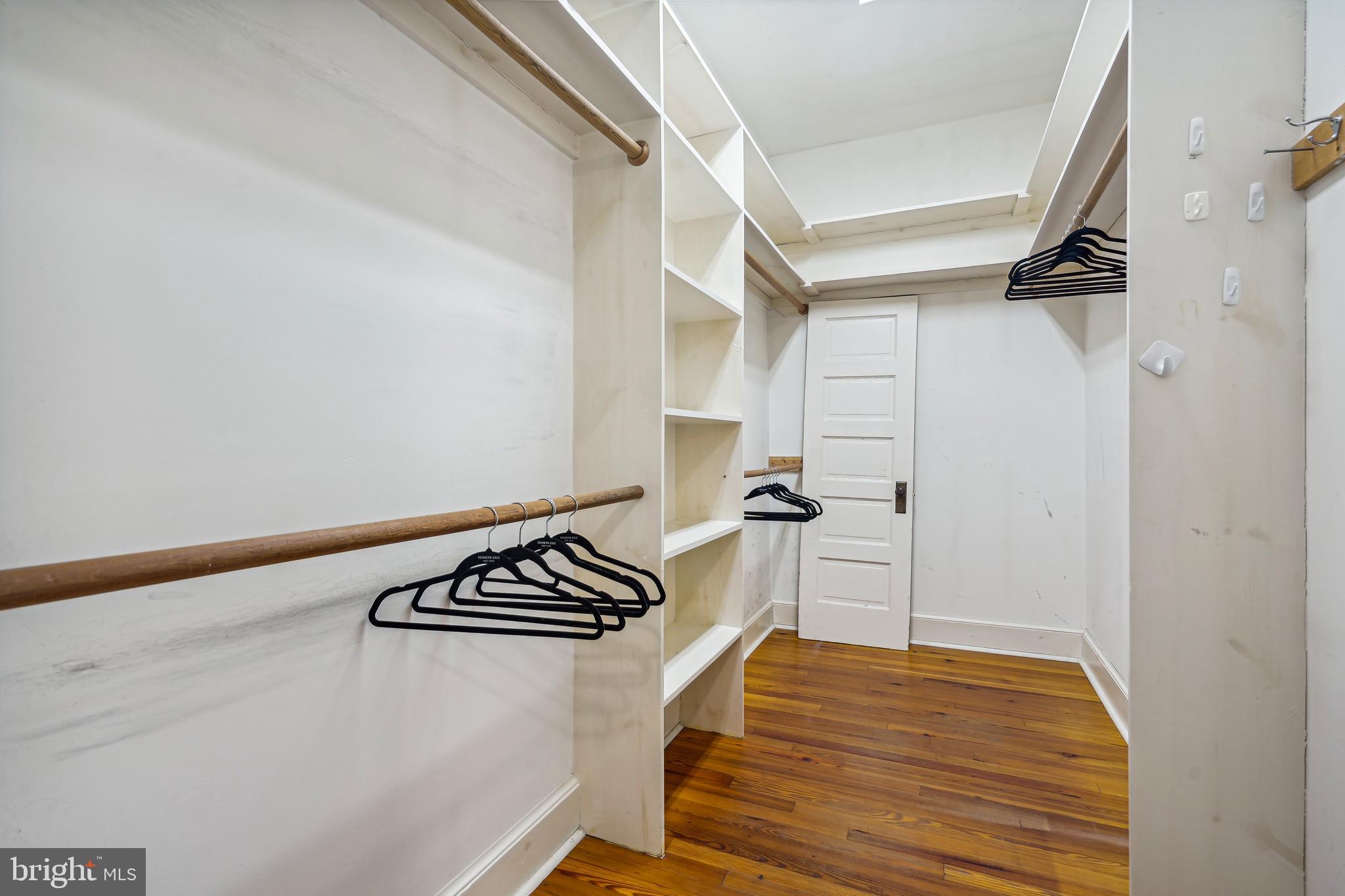 5305 Tuscarawas Road Bethesda, MD 20816 - Photo 36 of 72 Huge walk-in primary closet