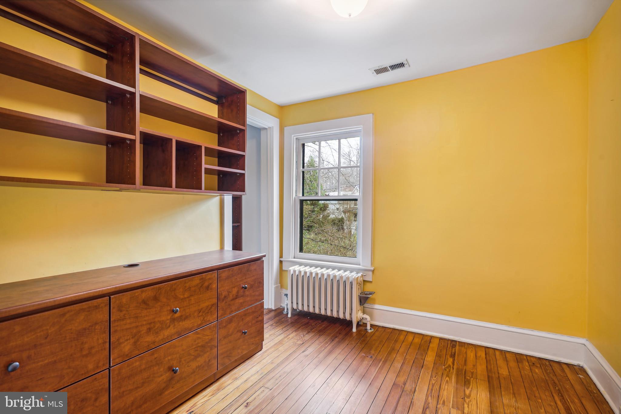 5305 Tuscarawas Road Bethesda, MD 20816 - Photo 44 of 72 BR/office with closet