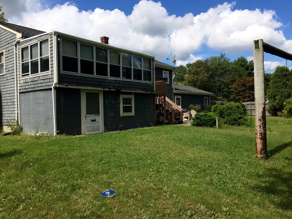 154 Regan Road Somerset, MA 02726 - Photo 4 of 10 Gallery Image 4