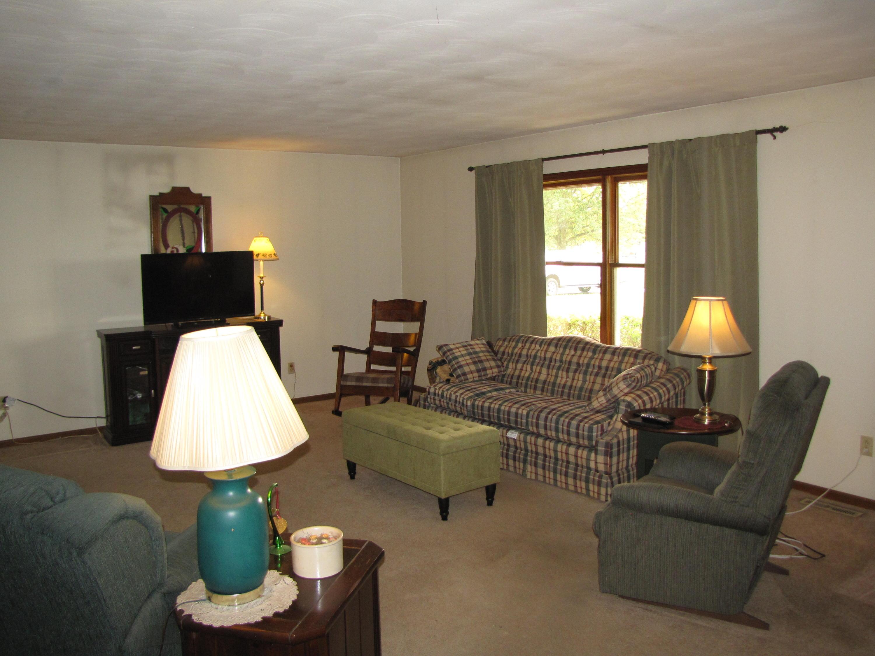 8868 Patterson Road Hilliard, OH 43026 - Photo 7 of 11 Gallery Image 7