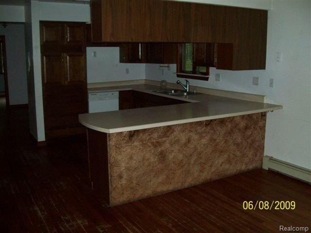 1756 North State Road Carsonville, MI 48419 - Photo 4 of 10 19 Kitchen