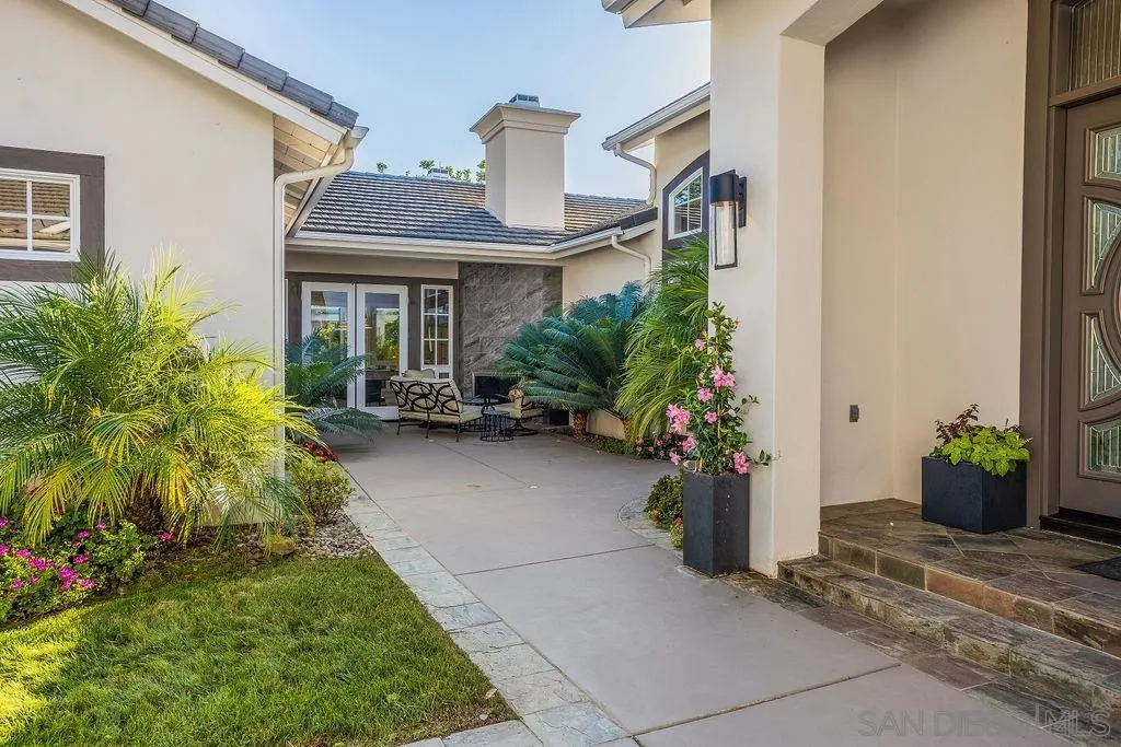520 Latigo Row Encinitas, CA 92024 - Photo 54 of 65 a front view of a house