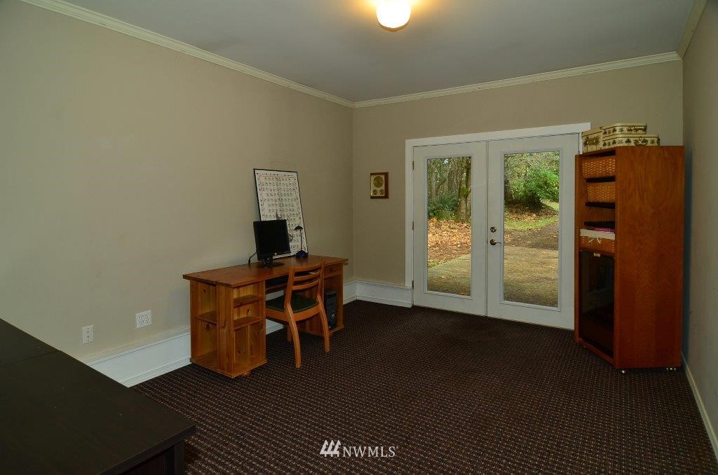6441 Young Road Northwest Olympia, WA 98502 - Photo 13 of 22 Gallery Image 13