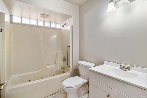 $198,000 | 11146 Pottawatomie South, Walkerton, IN 46574