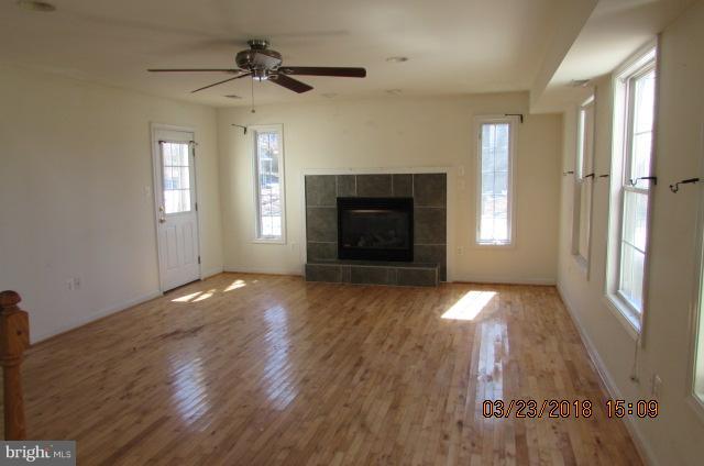 6309 Old Washington Road Elkridge, MD 21075 - Photo 7 of 8 Living Room