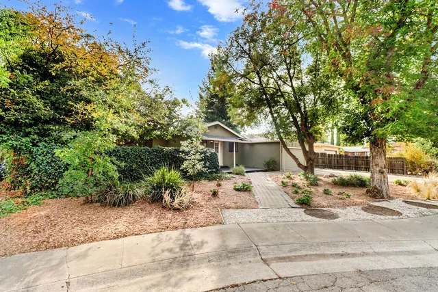 $689,000 | 1224 Spruce Lane, Davis, CA 95616