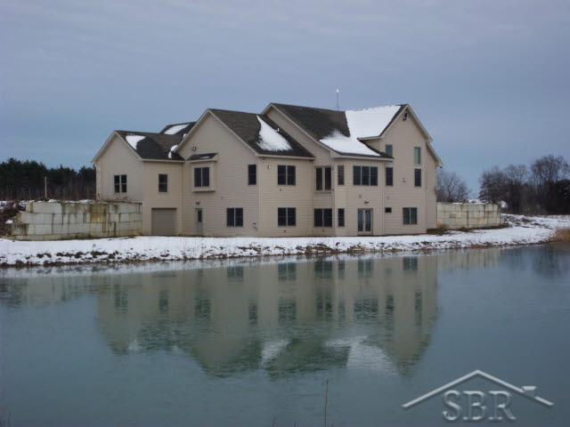 4647 North Thomas Road Freeland, MI 48623 - Photo 2 of 8 20091104-1.JPG