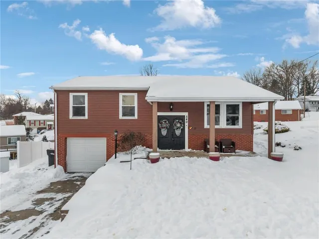 $269,900 | 540 Greenfield Court, Irwin, PA 15642