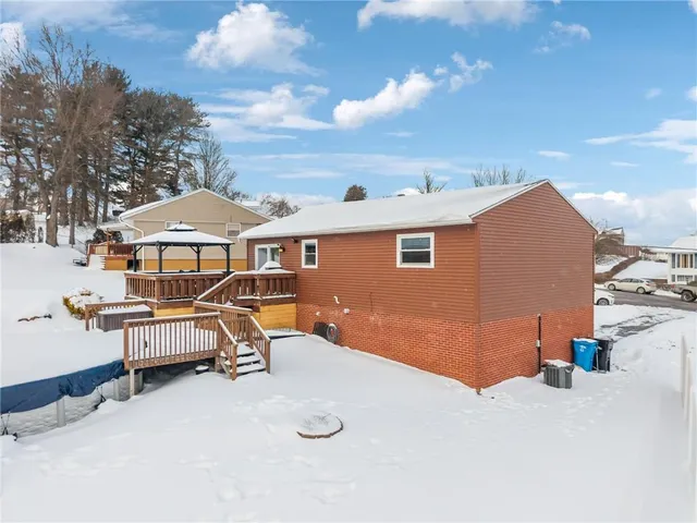 $269,900 | 540 Greenfield Court, Irwin, PA 15642