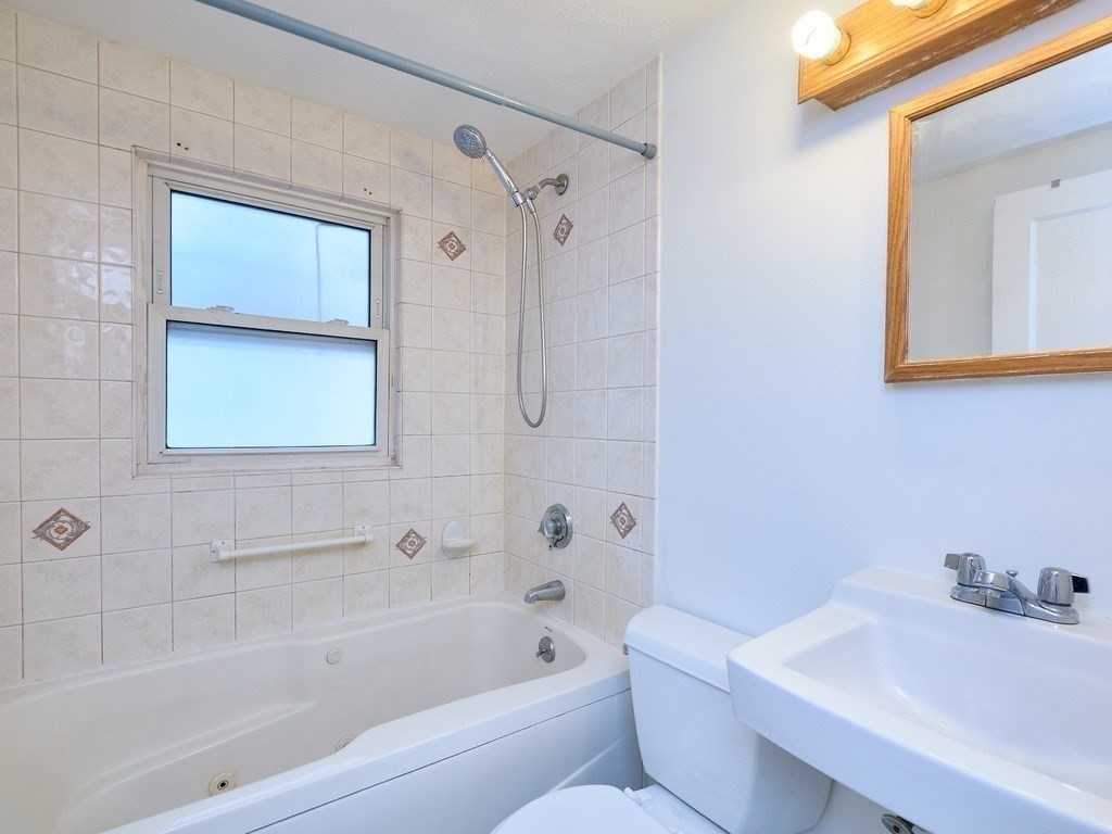 51 Regent Road Malden, MA 02148 - Photo 12 of 18 Gallery Image 12