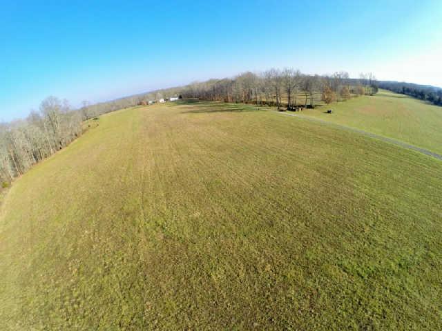 801 Collier Bend Road Charlotte, TN 37036 - Photo 5 of 20 Gallery Image 5