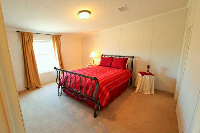 801 Collier Bend Road Charlotte, TN 37036 - Photo 8 of 20 Gallery Image 8