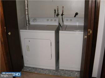 18 Cottage Gate Road Sicklerville, NJ 08081 - Photo 10 of 11 Laundry Room