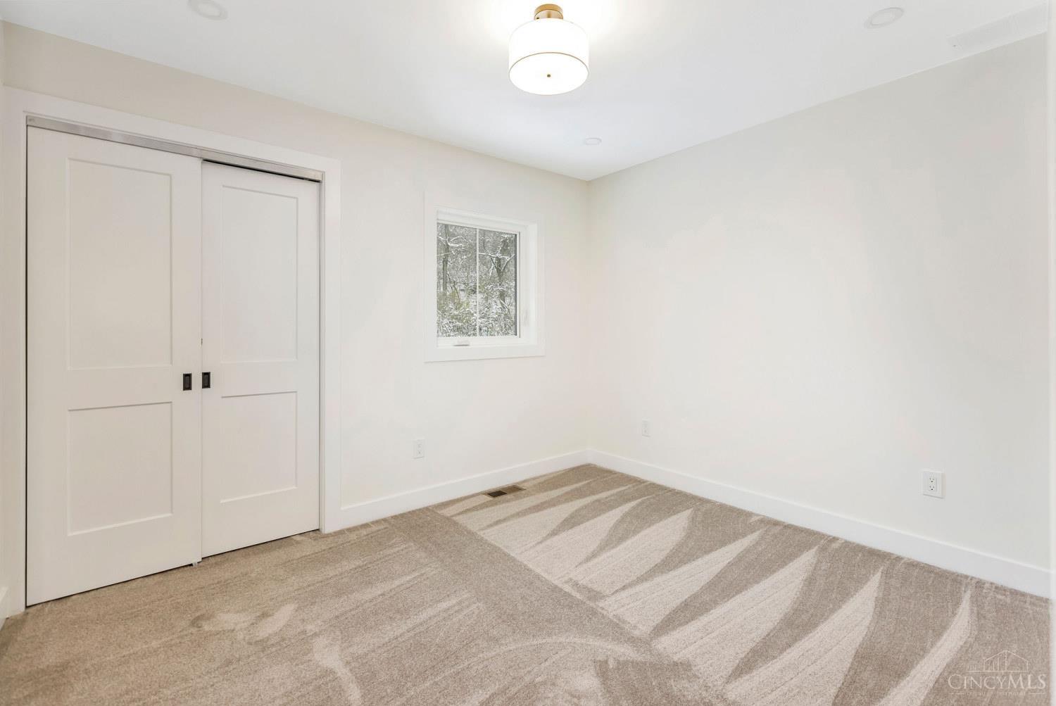6845 East Frk Road Cincinnati, OH 45227 - Photo 35 of 41