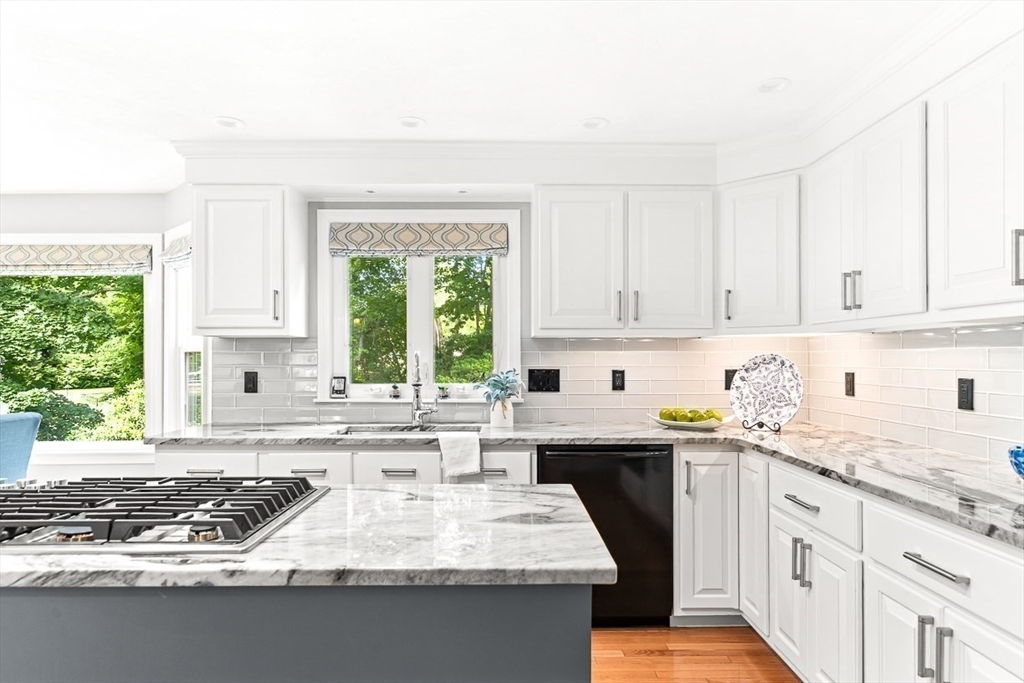361 Marbleridge Road North Andover, MA 01845 - Photo 13 of 42