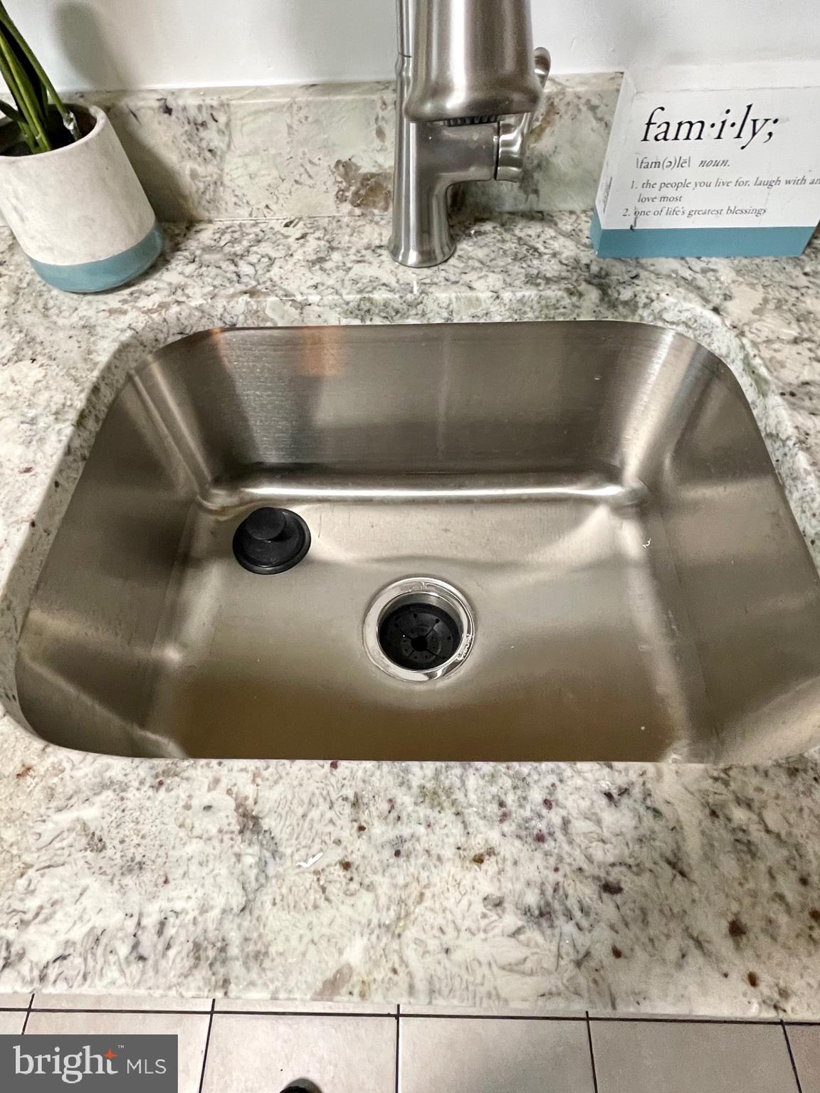 5620 Whitby Road Baltimore, MD 21206 - Photo 20 of 50 Stainless steel deep sink