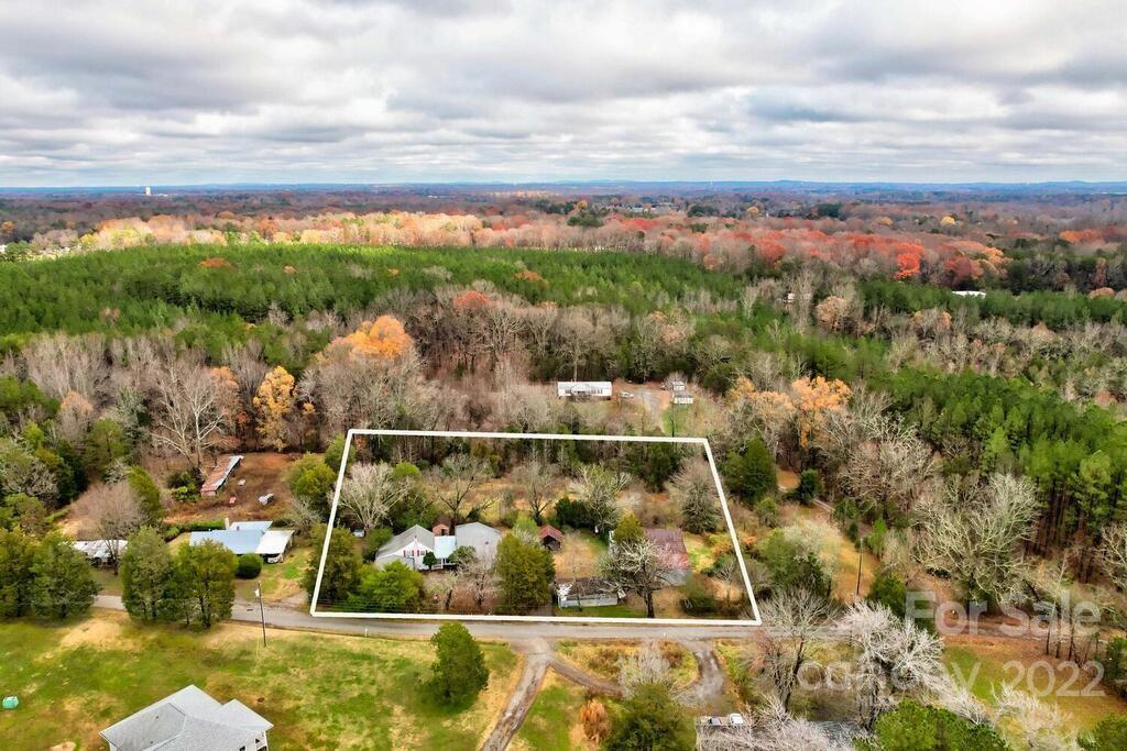 555 Bradshaw Road Salisbury, NC 28147 - Photo 45 of 48 a view of a city