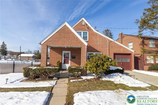 $315,000 | 652 5th Street, Whitehall, PA 18052