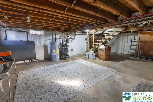 $315,000 | 652 5th Street, Whitehall, PA 18052