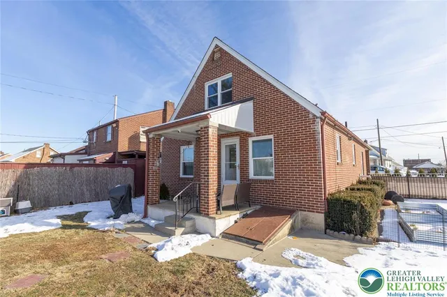 $315,000 | 652 5th Street, Whitehall, PA 18052