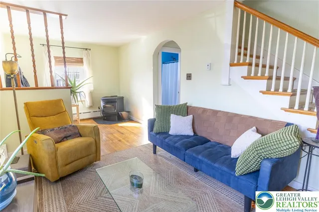 $315,000 | 652 5th Street, Whitehall, PA 18052