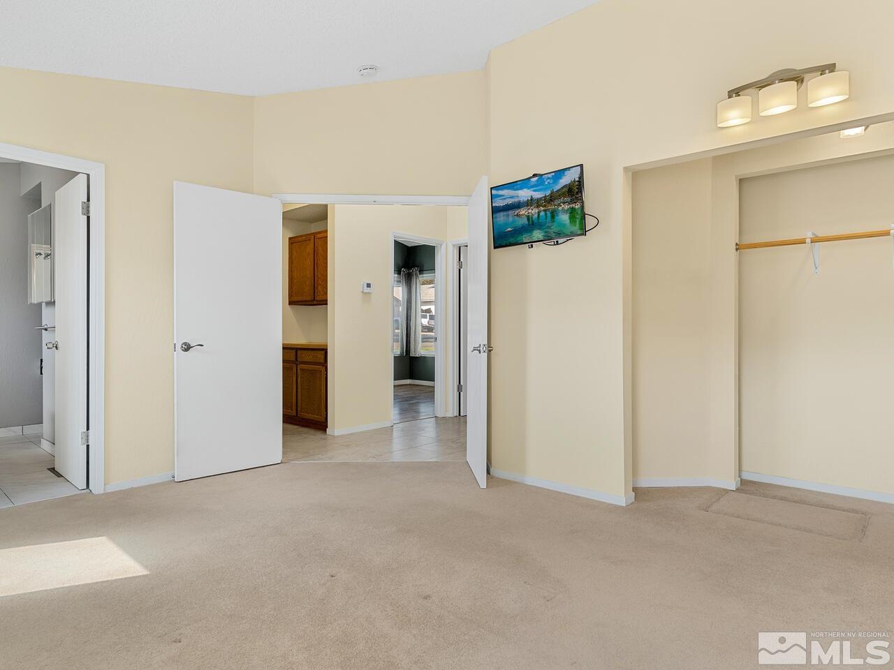 6227 Chesterfield Lane Reno, NV 89523 - Photo 9 of 16 Photo 9
