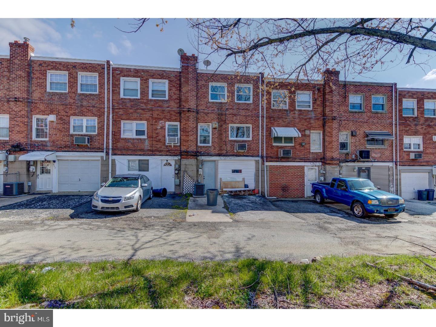 966 Grant Road Folcroft, PA 19032 - Photo 3 of 19