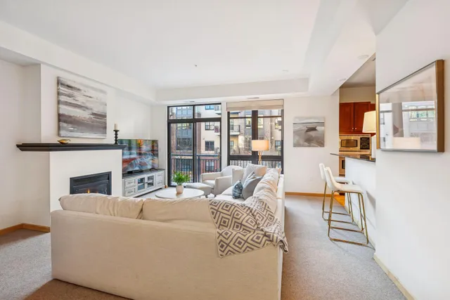 $325,000 | 3707 Grand Way, Unit 213, St. Louis Park, MN 55416