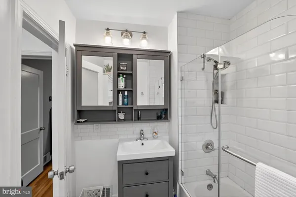 $799,000 | 1432 35th Street Southeast, Washington, DC 20020