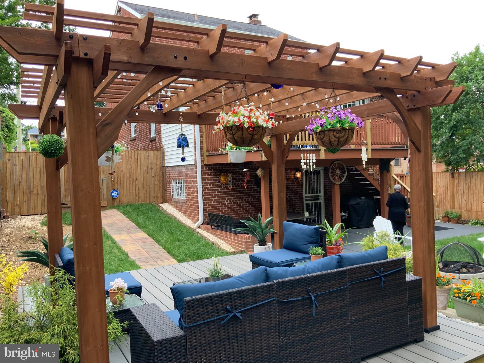 1432 35th Street Southeast Washington, DC 20020 - Photo 29 of 36 Pergola