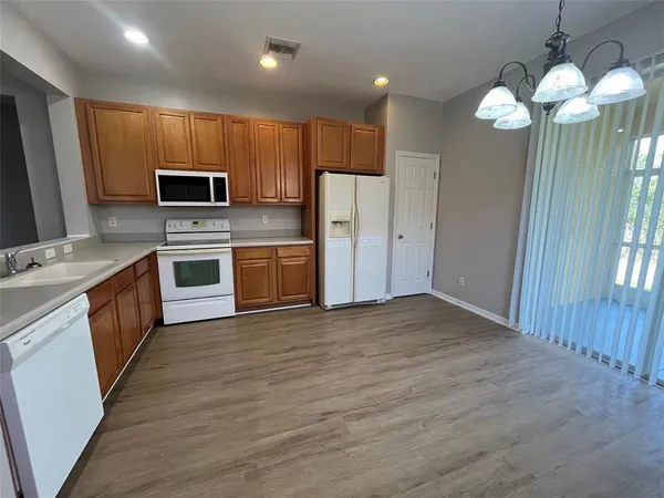 $1,950 | 13282 Southwest Pembroke Circle North, Lake Suzy, FL 34269