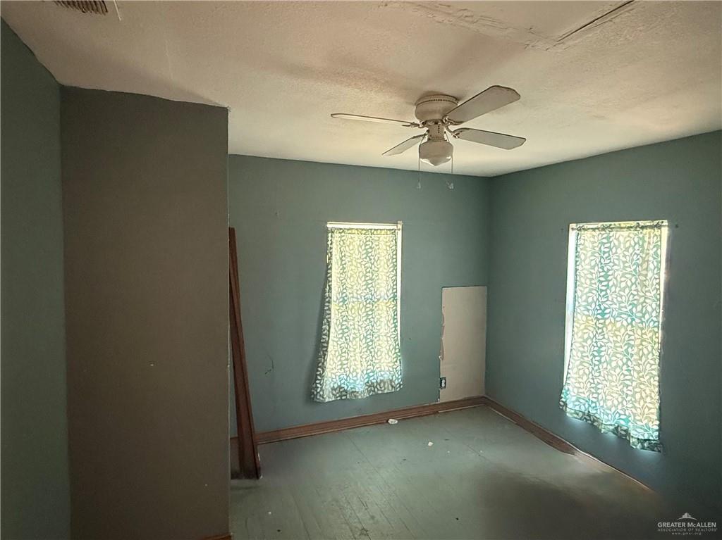 520 East Hawk Avenue Pharr, TX 78577 - Photo 5 of 8