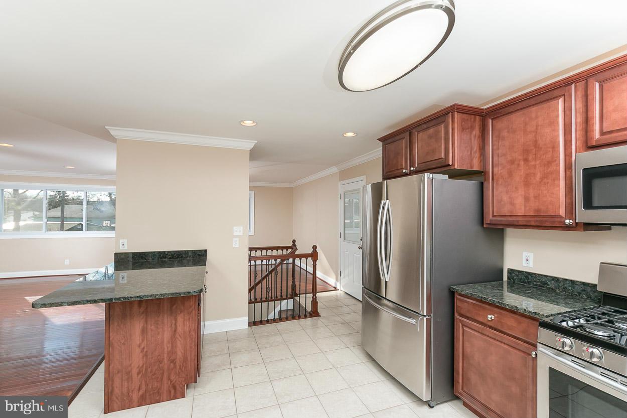 9019 Bruno Road Randallstown, MD 21133 - Photo 5 of 30 Kitchen