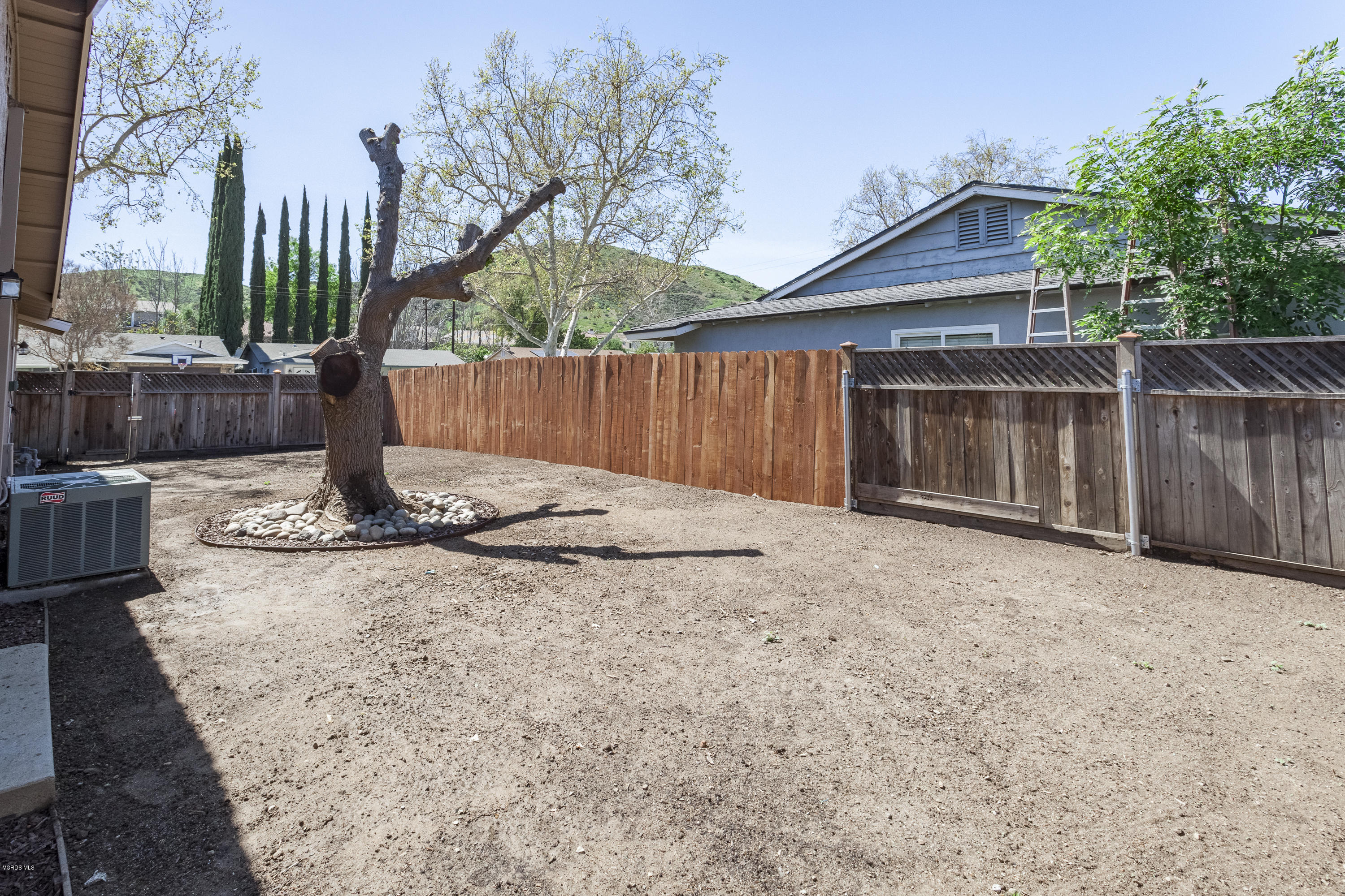 5347 Katherine Street Simi Valley, CA 93063 - Photo 24 of 24 Katherine_Hi-24
