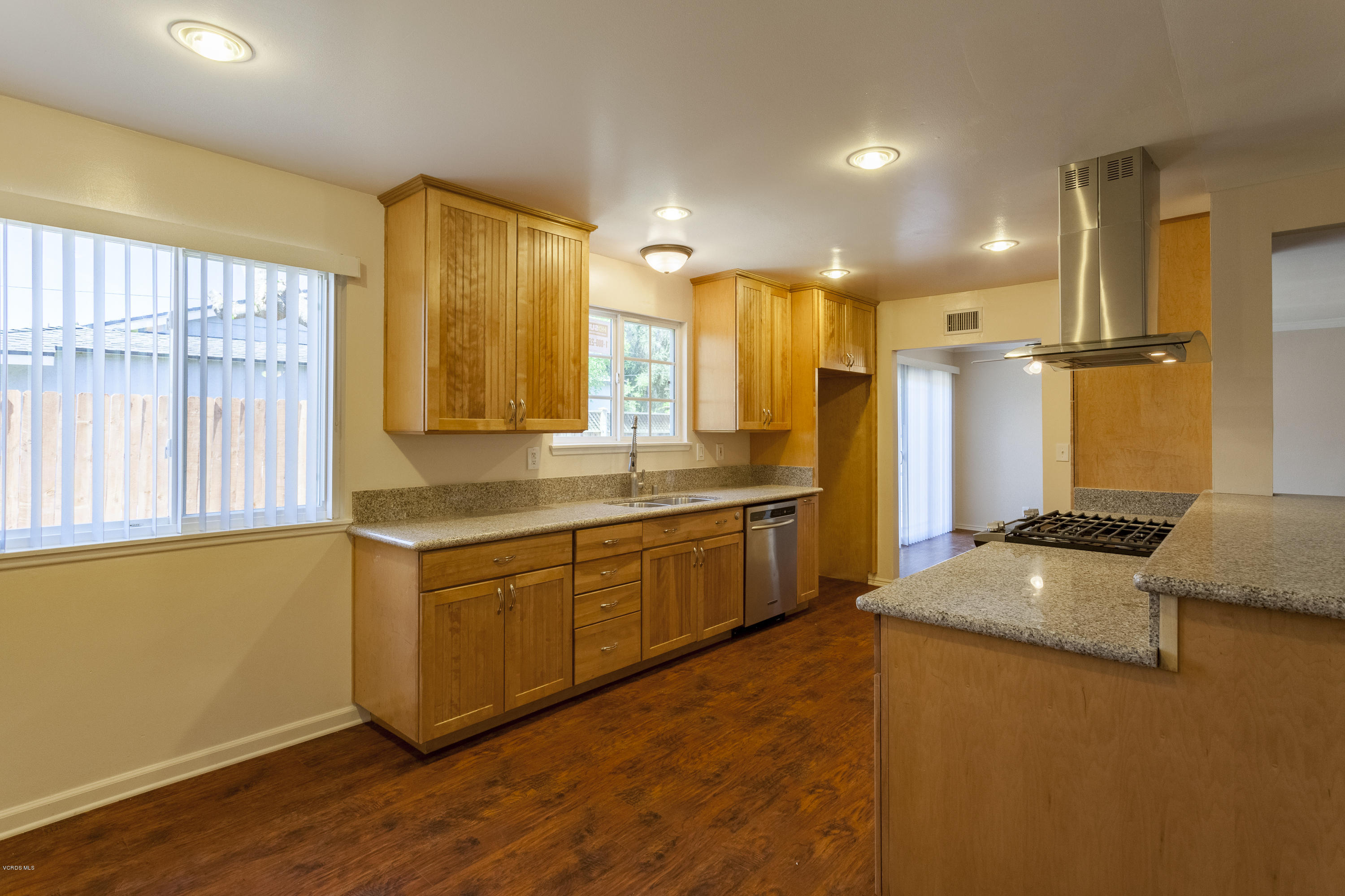 5347 Katherine Street Simi Valley, CA 93063 - Photo 6 of 24 Katherine_Hi-6