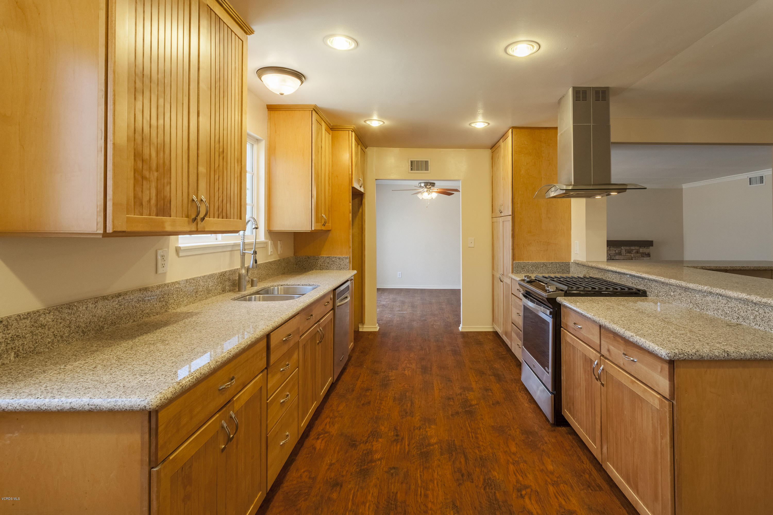 5347 Katherine Street Simi Valley, CA 93063 - Photo 7 of 24 Katherine_Hi-7