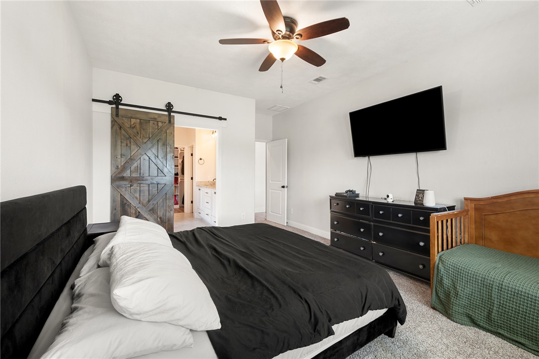 401 Brazos Bend Snook, TX 77879 - Photo 10 of 19