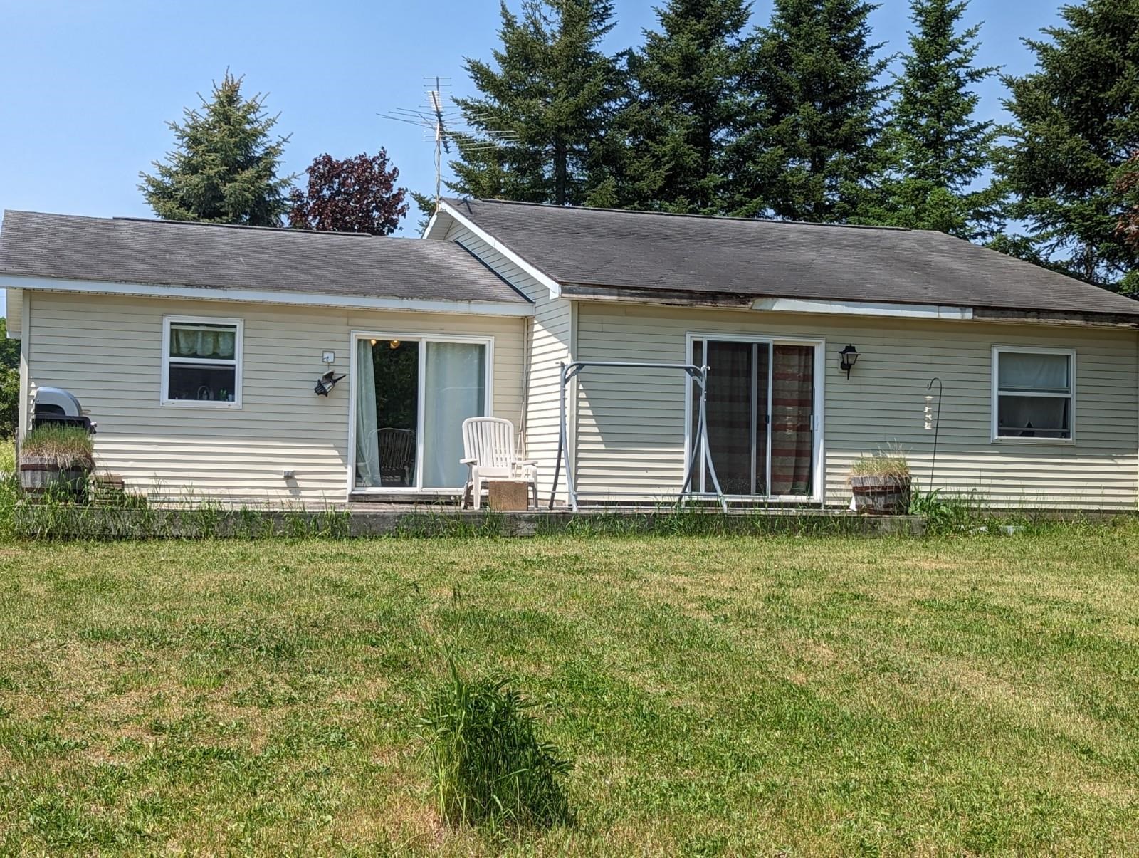 1240 Marion Center Road Charlevoix, MI 49720 - Photo 4 of 31 Gallery Image 4
