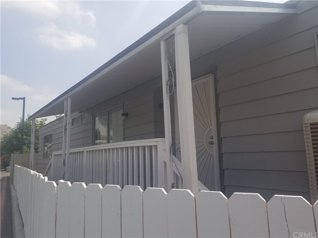 5803 Mission Riverside Ca Riverside, CA 92509 - Photo 7 of 18