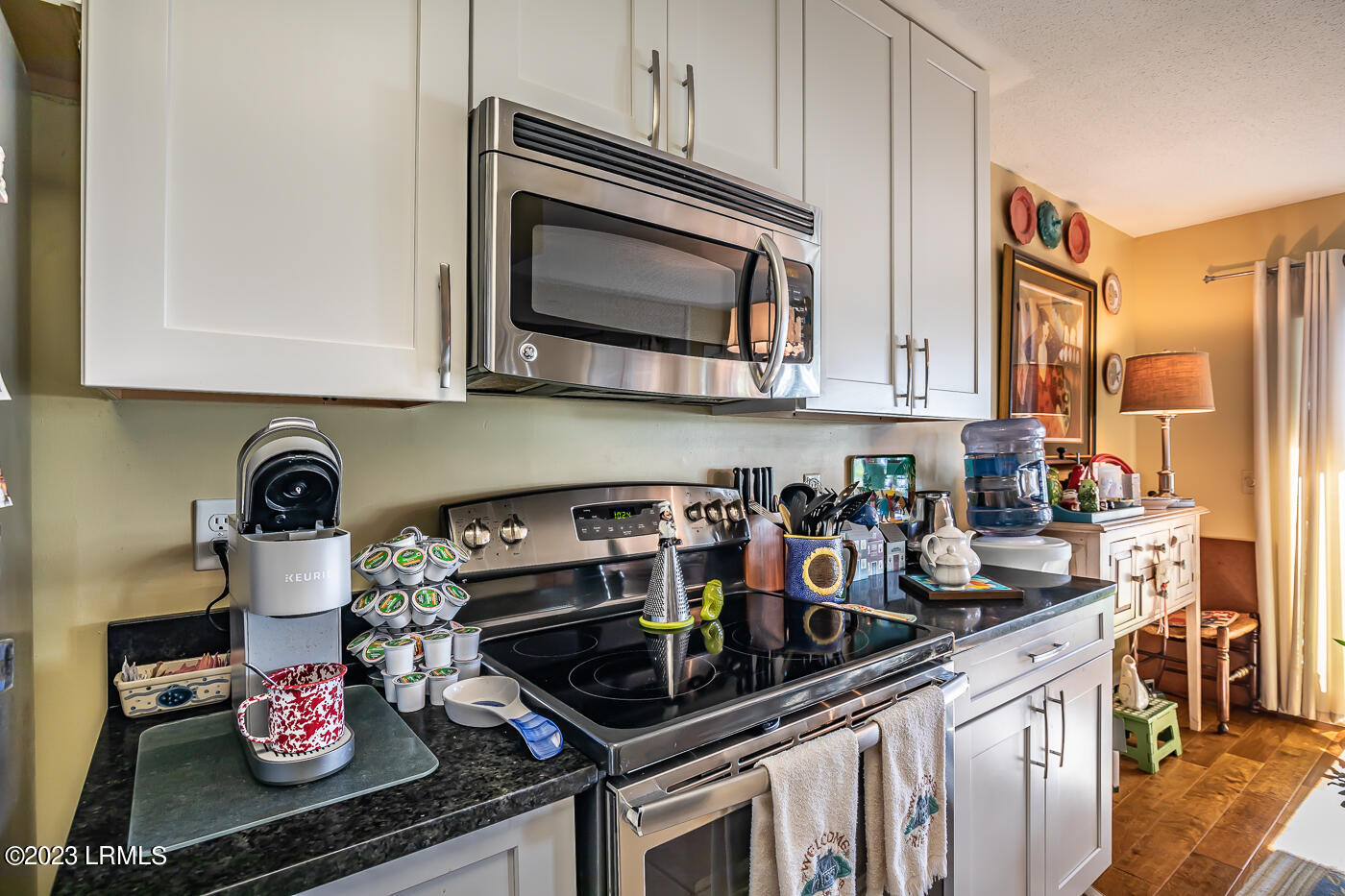2007 Bluff Villas Road St. Helena Island, SC 29920 - Photo 18 of 47 18 Kitchen